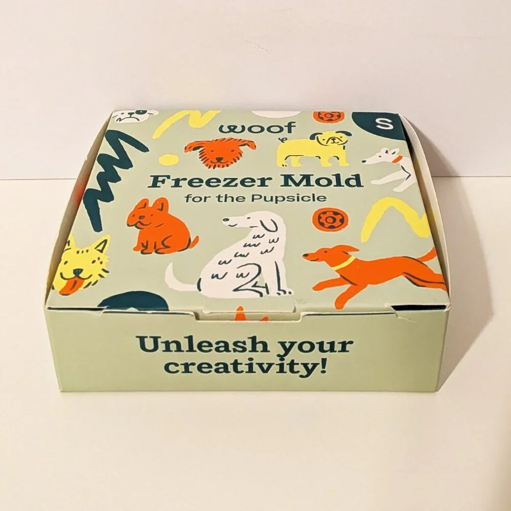 NEW Woof Pupsicle Treat Tray Mold Treat Dispenser Dog Toy Small NEW